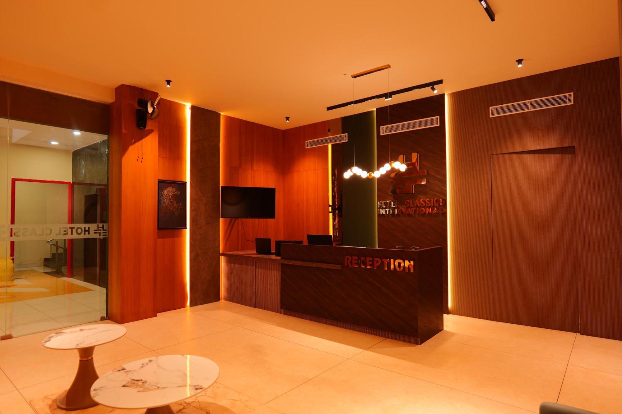 Hotel Classico International Kannangad Εξωτερικό φωτογραφία